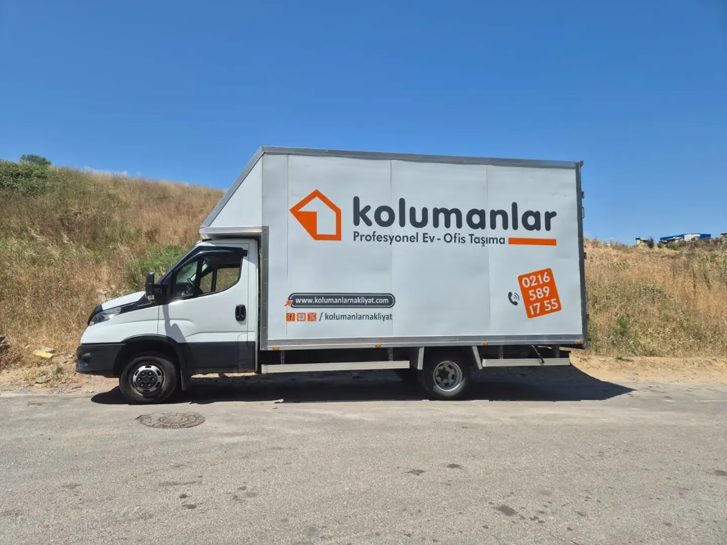 Kolumanlar Nakliyat'ın kendi taşıma aracı